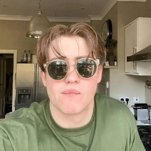 Kit connor 24
