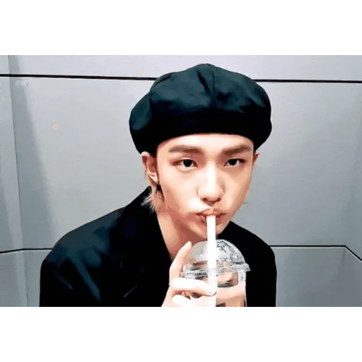  Hwang Hyunjin ❣️ 20
