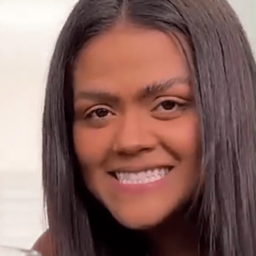 Reações camila loures