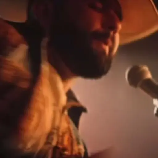 Carin León 🤠