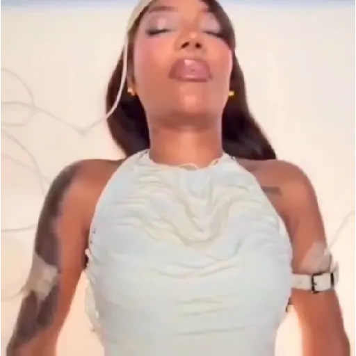 Meme Ludmilla
