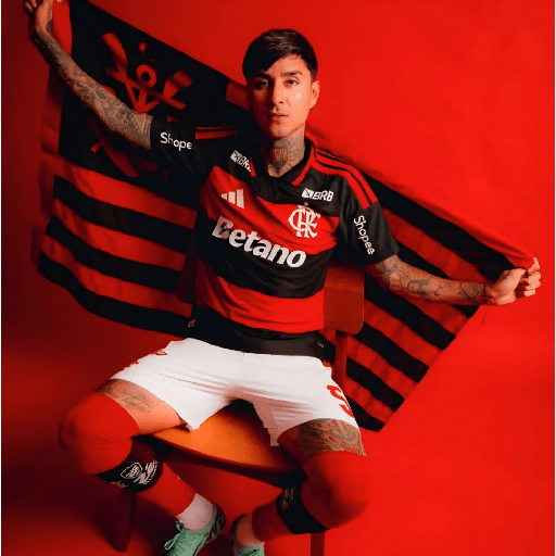 Erick Pulgar 🖤❤️ 3