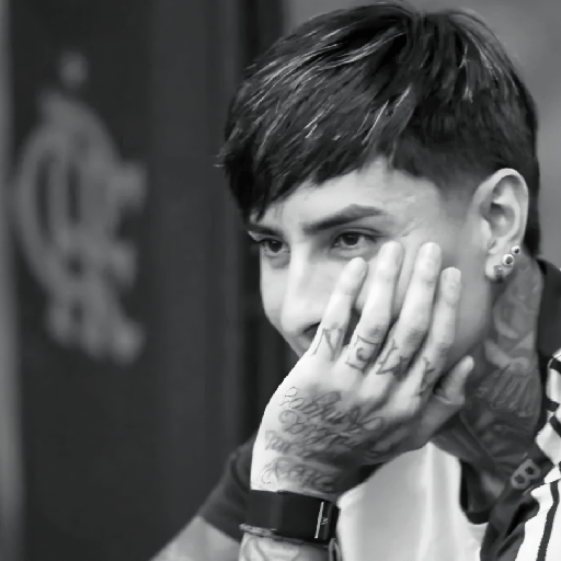 Erick Pulgar 🖤❤️ 4