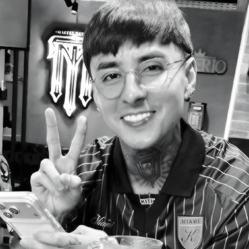 Erick Pulgar 🖤❤️ 8