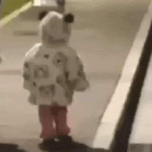 Bebês fofos reagindo 17