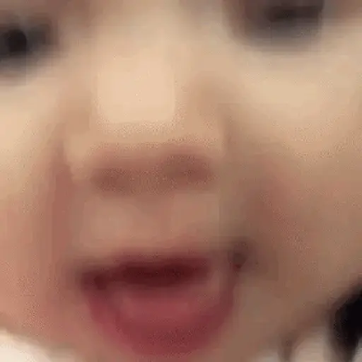 Bebês fofos reagindo 5