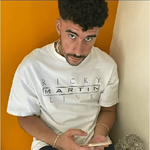 Badbunnylove 25