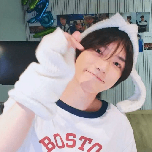 Bomu2  ★ ˎˊ˗ 24