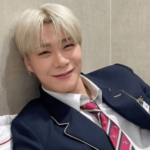 🎧   も Moonbin 𖹭  ര Astro 🤍  3
