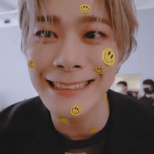 🎧   も Moonbin 𖹭  ര Astro 🤍  6