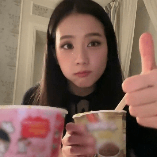 🎧   も Jisoo  𖹭  ര Bp 3