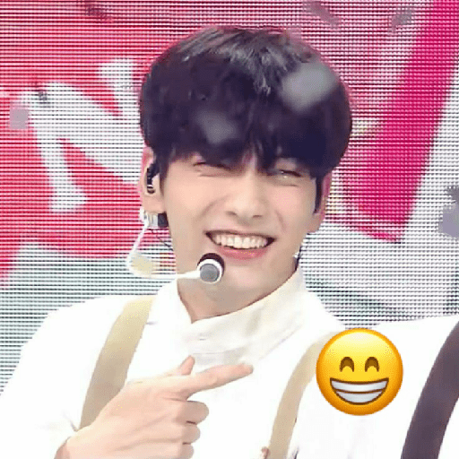 Soobin imitando emojis 21