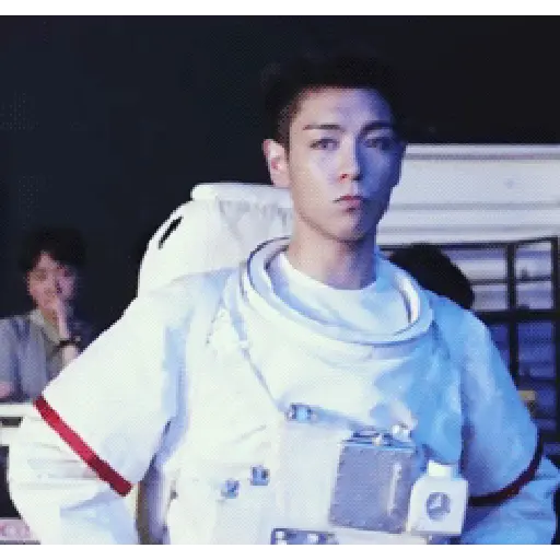 T.O.P (choi seung-hyun😍) 4