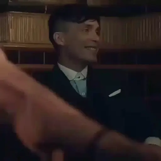Thomas Shelby GIF 19