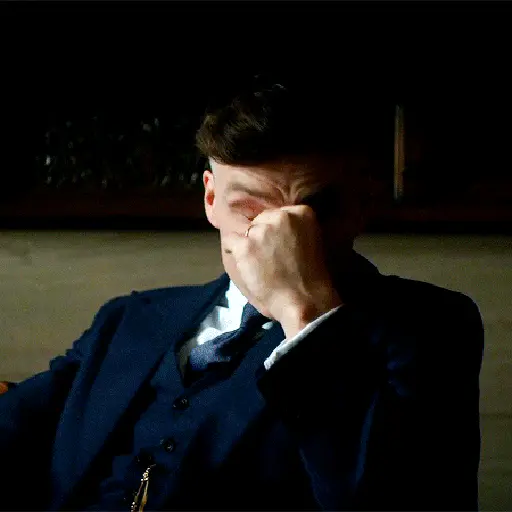 Thomas Shelby GIF 26