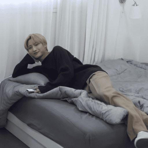 Park Seonghwa🐰 12