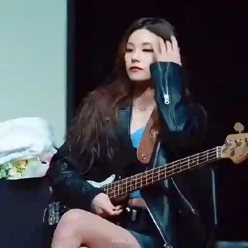 ( @sosohK ) Hwang Yeji  20