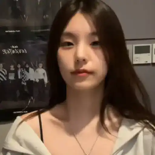 ( @sosohK ) Hwang Yeji  19