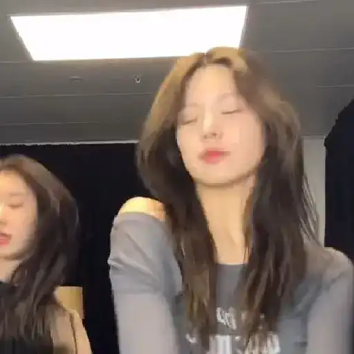 ( @sosohK ) Hwang Yeji  16