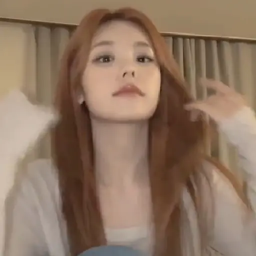 ( @sosohK ) Hwang Yeji  7
