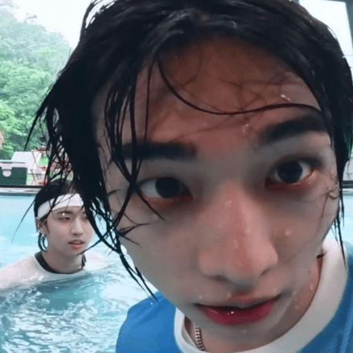 ᰋ   hyunjin/skz   ݁       ੭ 7
