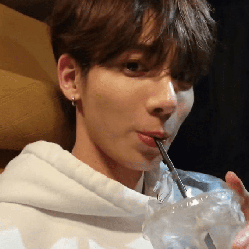 □   ::    Txt    💦 13