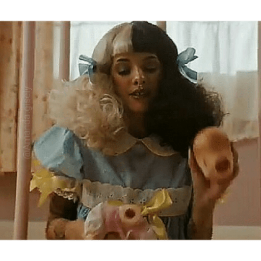 🎠MeLaNiE mArTiNeZ🎠 12