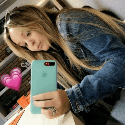 Larissa Manoela  15