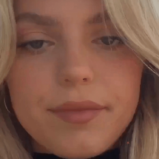 Reneé rapp 21