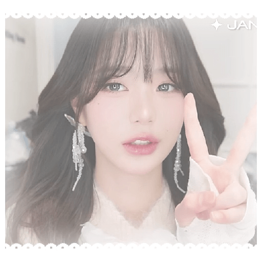 ੭ㅤ☁️ㅤ Wonyoung   ︵ㅤ𓋜 22