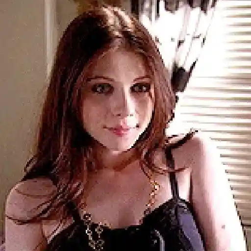 ‧˚꒰🎮꒱༘  Michelle T. 2 7