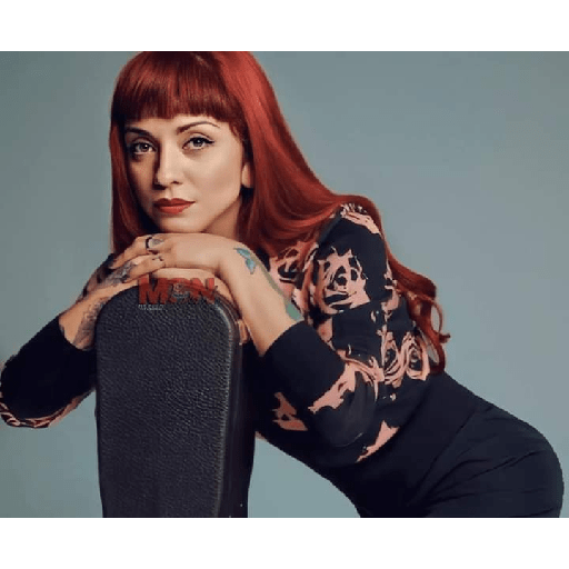 Mon laferte 26