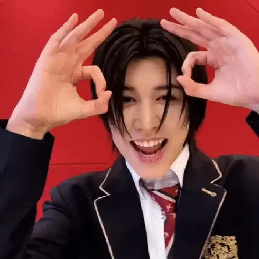 ⣏ . ꒰͜͡   ˙ l ꯭ouis . 👑፝ 3