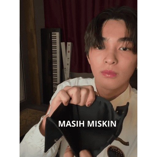 MEME CORTIS BARU 12