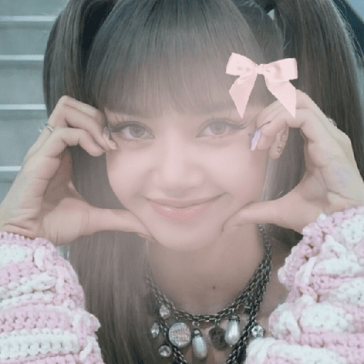 LALISA⃝🎀 12