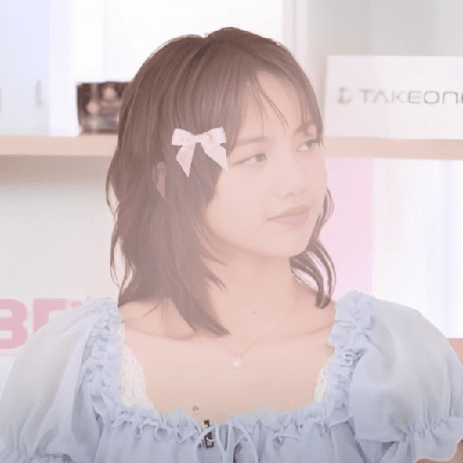 LALISA⃝🎀 18
