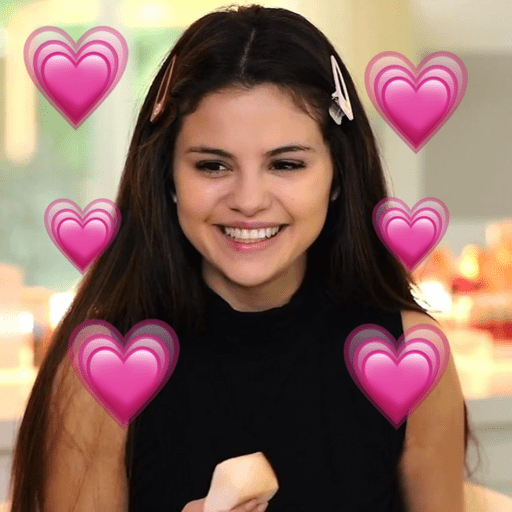 Selena 17