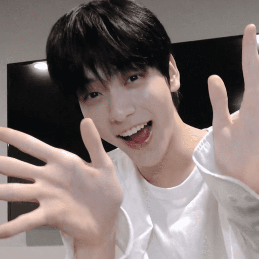 Txt ! ₍ᐢ. .ᐢ₎₊⊹[by🐰🎀] 3