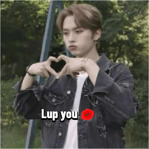 STRAY KIDS  4