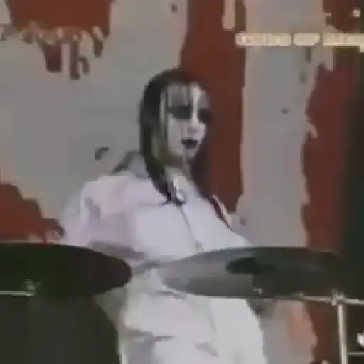 Metal pesado 🪦🚬 20