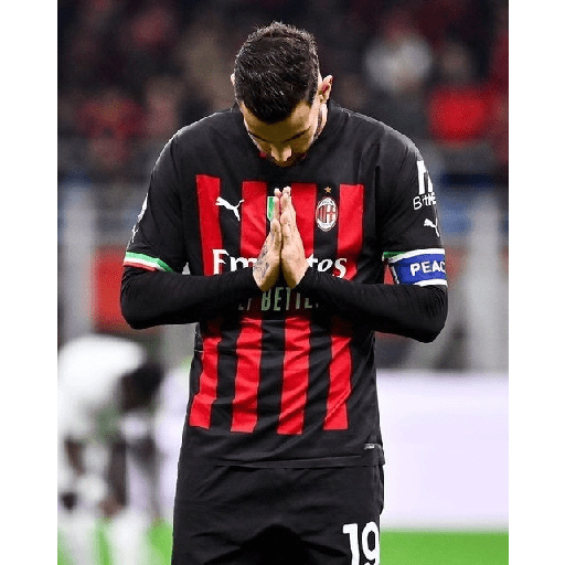 Theo Hernández  5