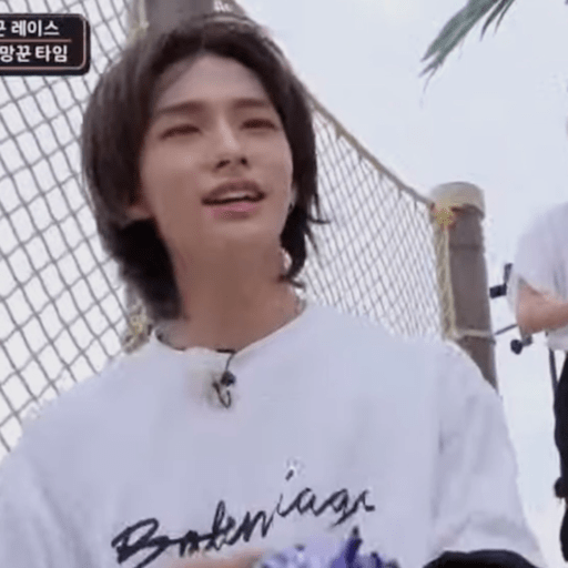 Hwang Hyunjin 3