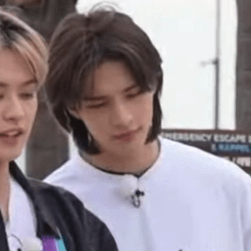 Hwang Hyunjin 27