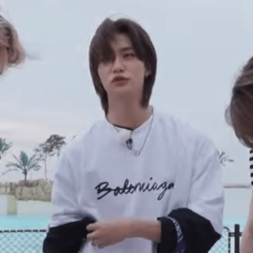 Hwang Hyunjin 10