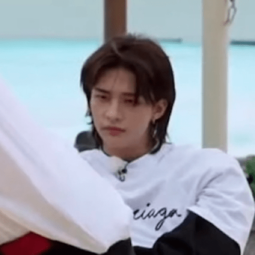 Hwang Hyunjin 22