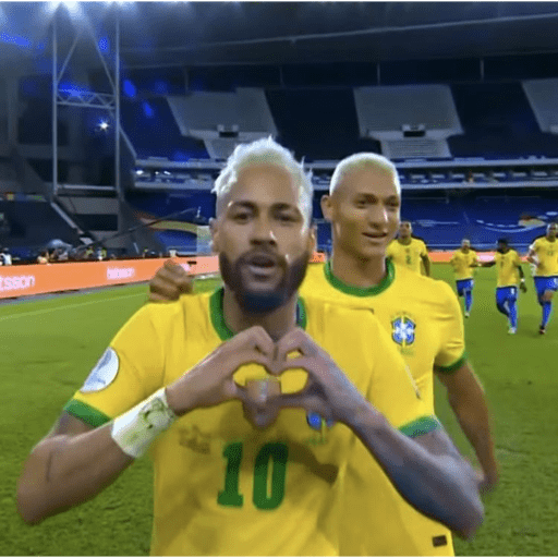 Neymar fazendo coração 🫶🏽 1