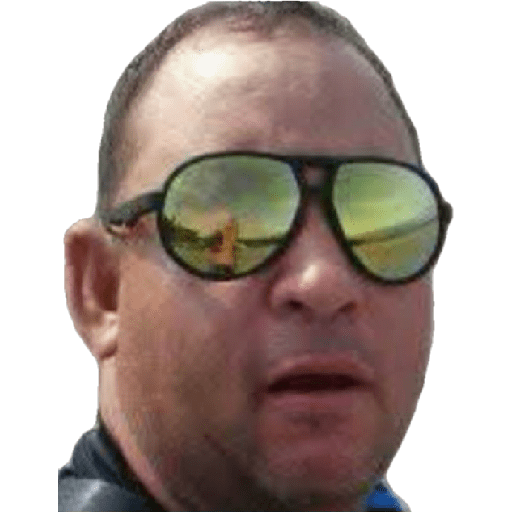 Nuno  23