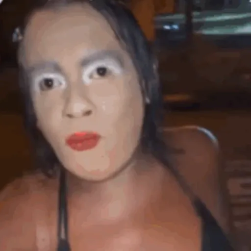 Estourou a make da pires