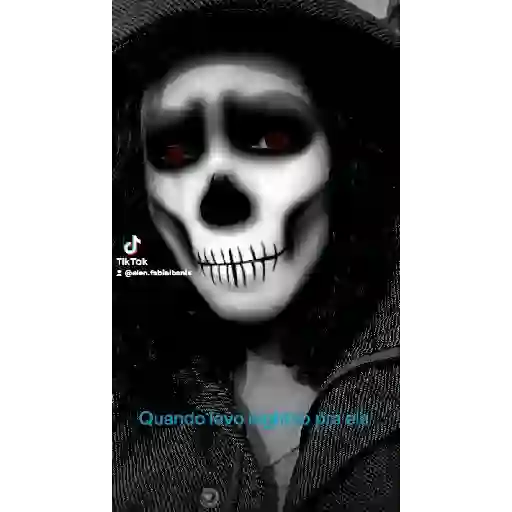 Rosa caveira 