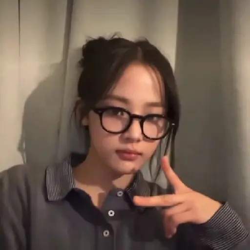 Minji New jeans  4